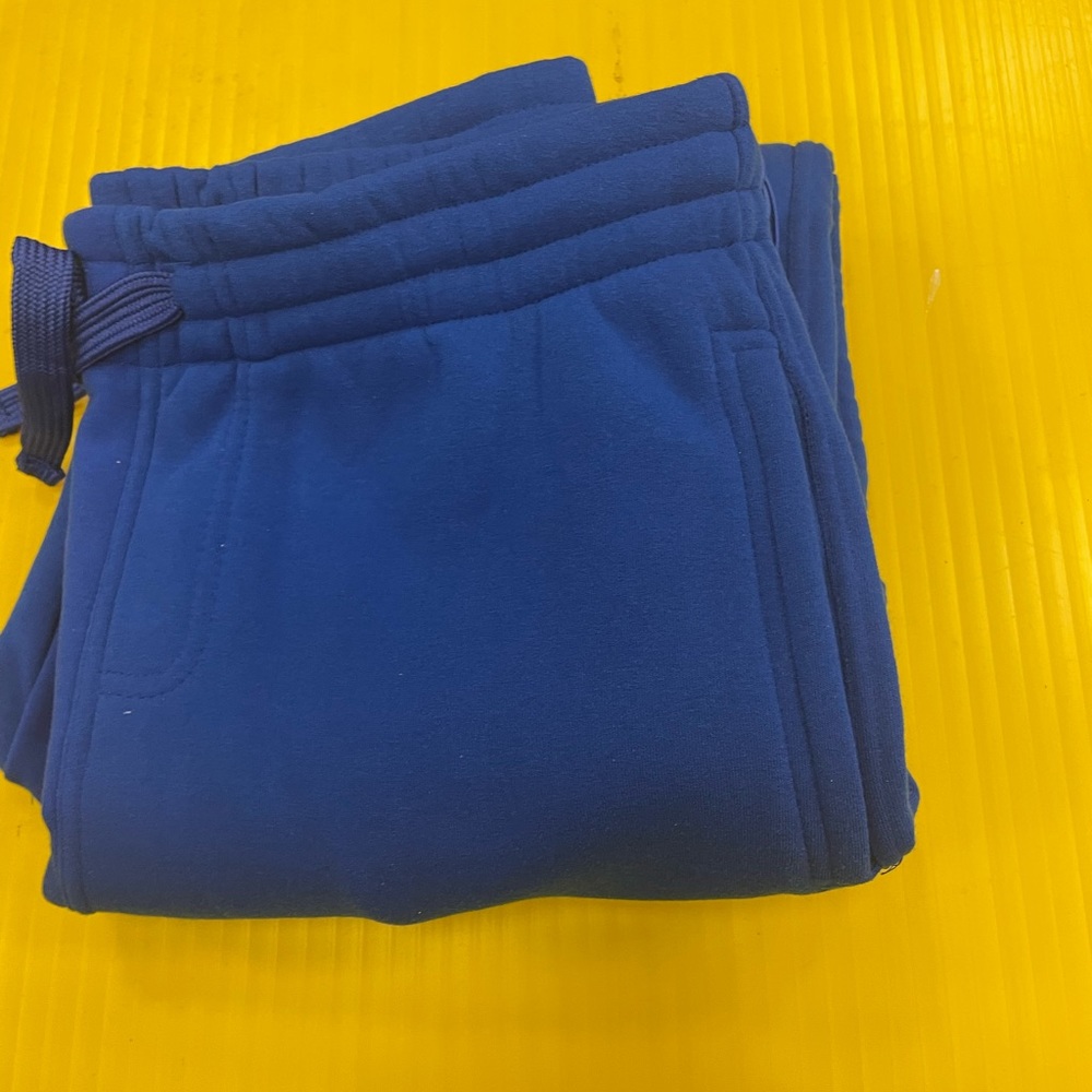 Super cargo sweats with draw string new with tag.
